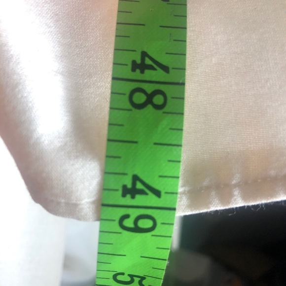 - Mens White Embellished Kurta with Pants - Picture 10 of 11